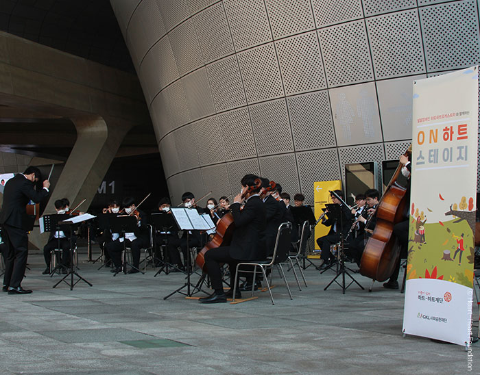 201209-w2.jpg